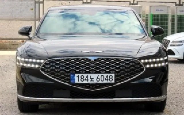 수원실매물중고차사이트 G90(RS4) 3.5T GDI AWD 매물 사진 15 - 2022/08 81,001km