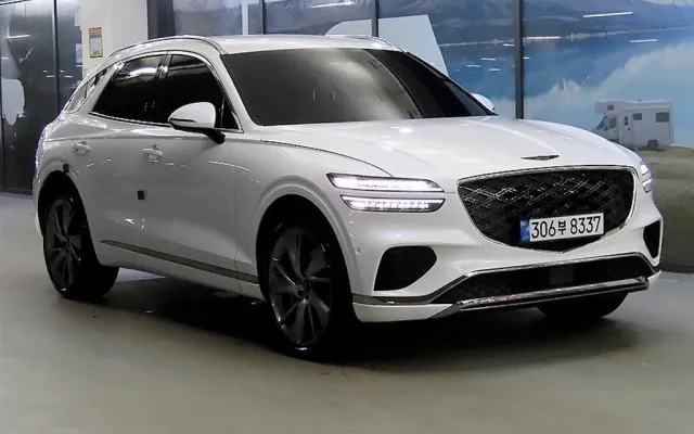 수원실매물중고차사이트 GV70 2.5T 가솔린 AWD 매물 사진 8 - 2024/07 23,338km